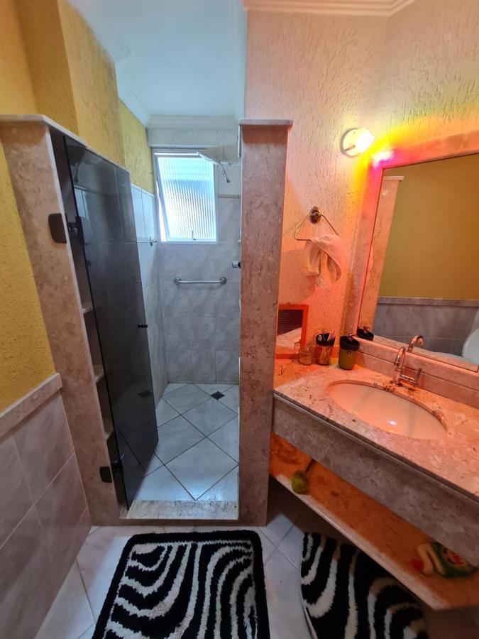 구아라파리 Apt Encantador Praia Do Morro 20 Metros Da Praia. 아파트 외부 사진