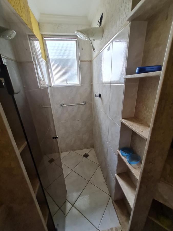 구아라파리 Apt Encantador Praia Do Morro 20 Metros Da Praia. 아파트 외부 사진